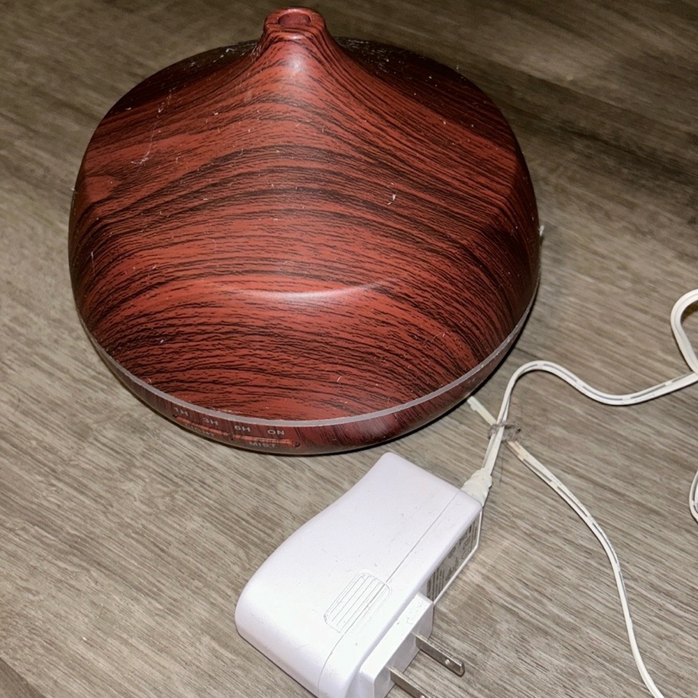 Aroma Essential Oil Diffuser with Colorful LED lights